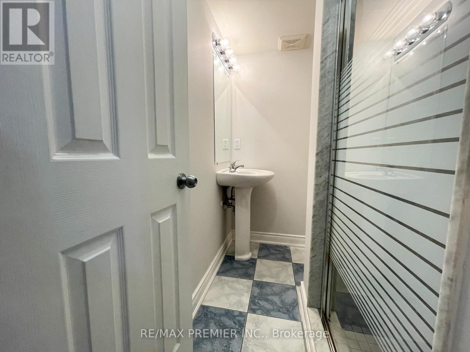 1013a College Street, Toronto, Ontario  M6H 1A8 - Photo 19 - C12780054