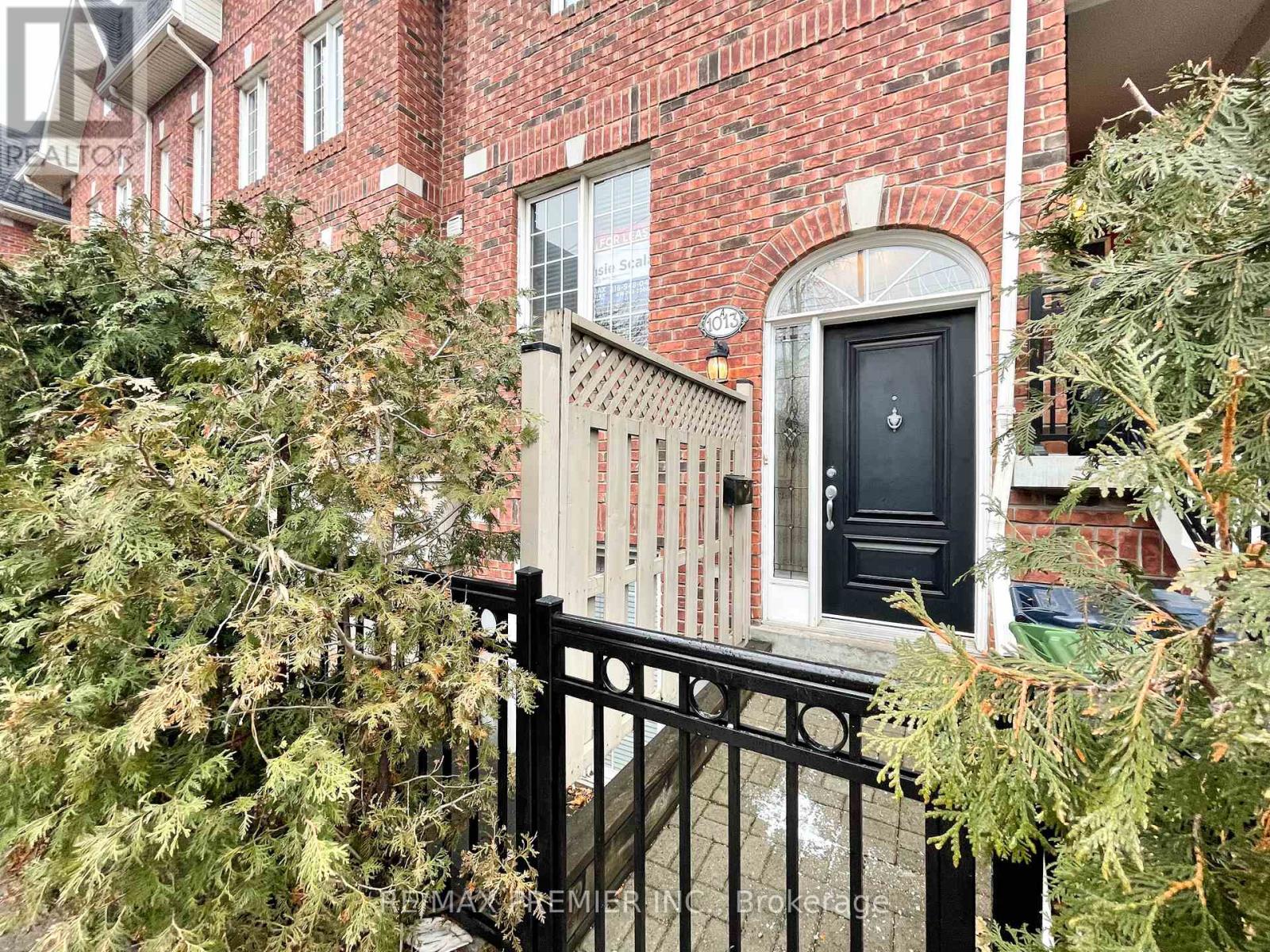 1013a College Street, Toronto, Ontario  M6H 1A8 - Photo 2 - C12780054