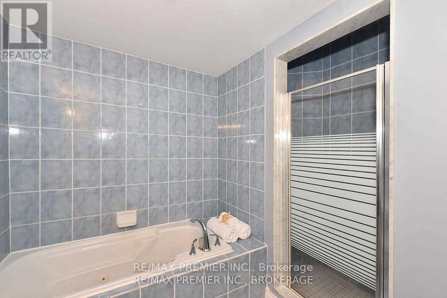 1013a College Street, Toronto, Ontario  M6H 1A8 - Photo 26 - C12780054