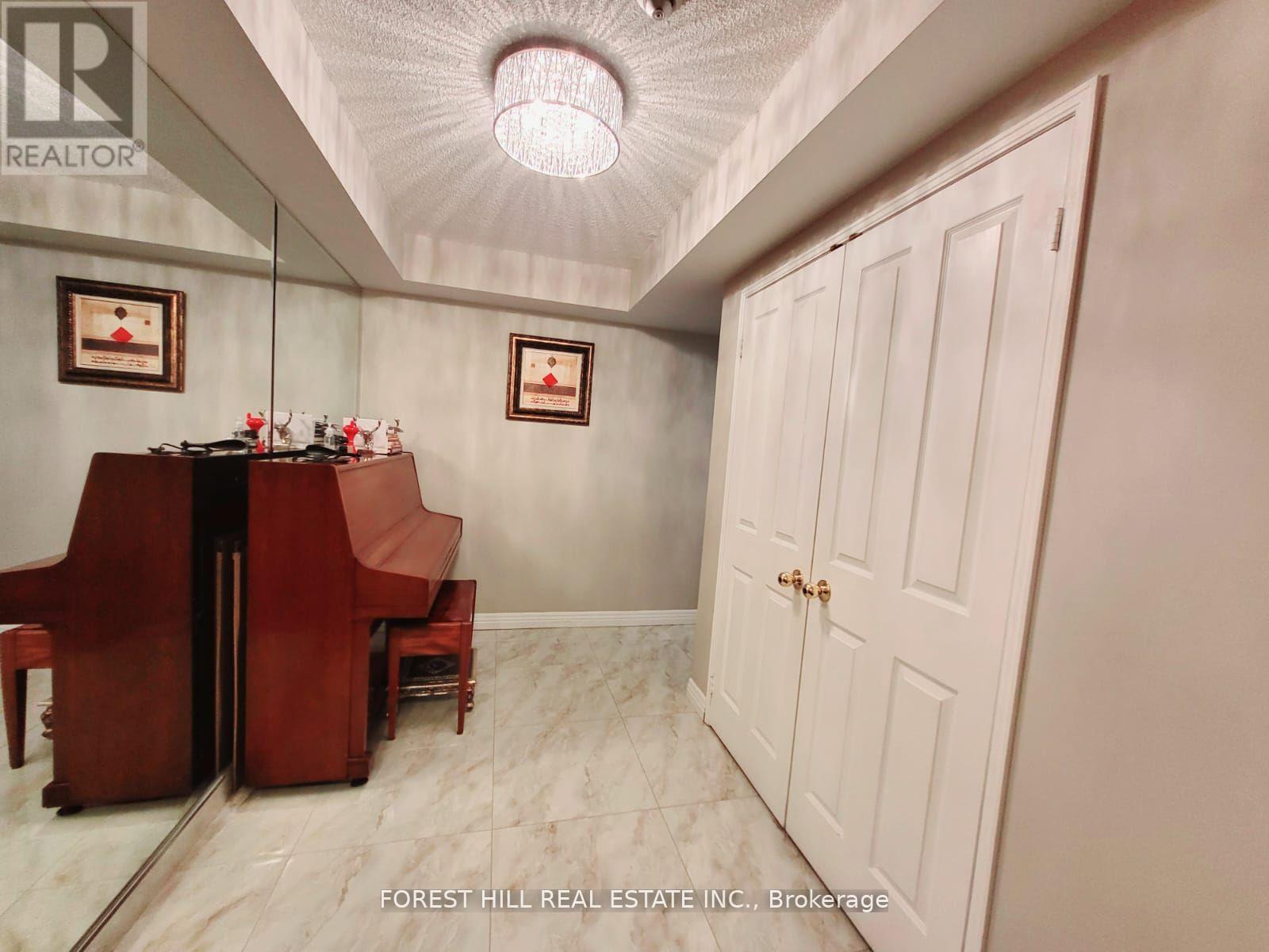 1003 - 18 Hollywood Avenue, Toronto, Ontario  M2N 6P5 - Photo 5 - C12780056