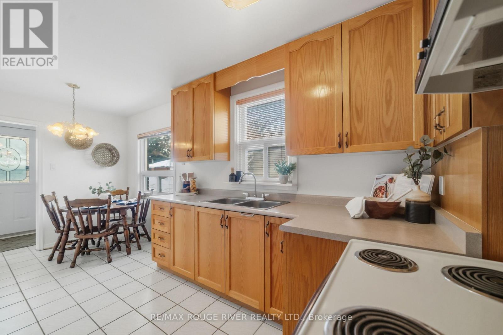 51 Sharbot Avenue, Toronto, Ontario  M1H 1Z2 - Photo 14 - E12780024