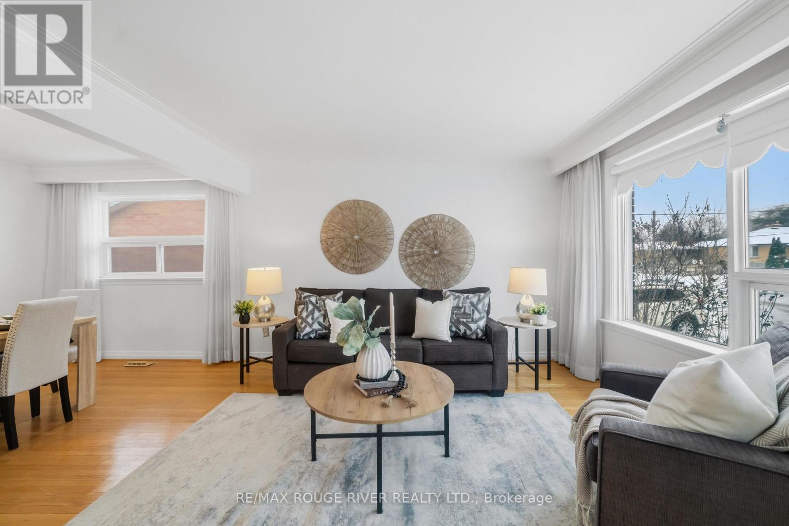 51 Sharbot Avenue, Toronto, Ontario  M1H 1Z2 - Photo 5 - E12780024