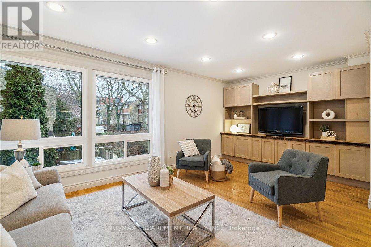 80 - 915 Inverhouse Drive, Mississauga, Ontario  L5J 4B2 - Photo 7 - W12676698