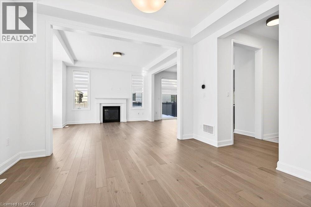 1404 Lynx Gardens, Oakville, Ontario  L6H 3W8 - Photo 9 - 40804349