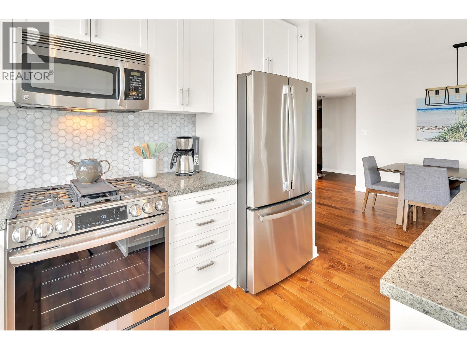 2108 660 Nootka Way, Port Moody, British Columbia  V3H 0B7 - Photo 5 - R3088939