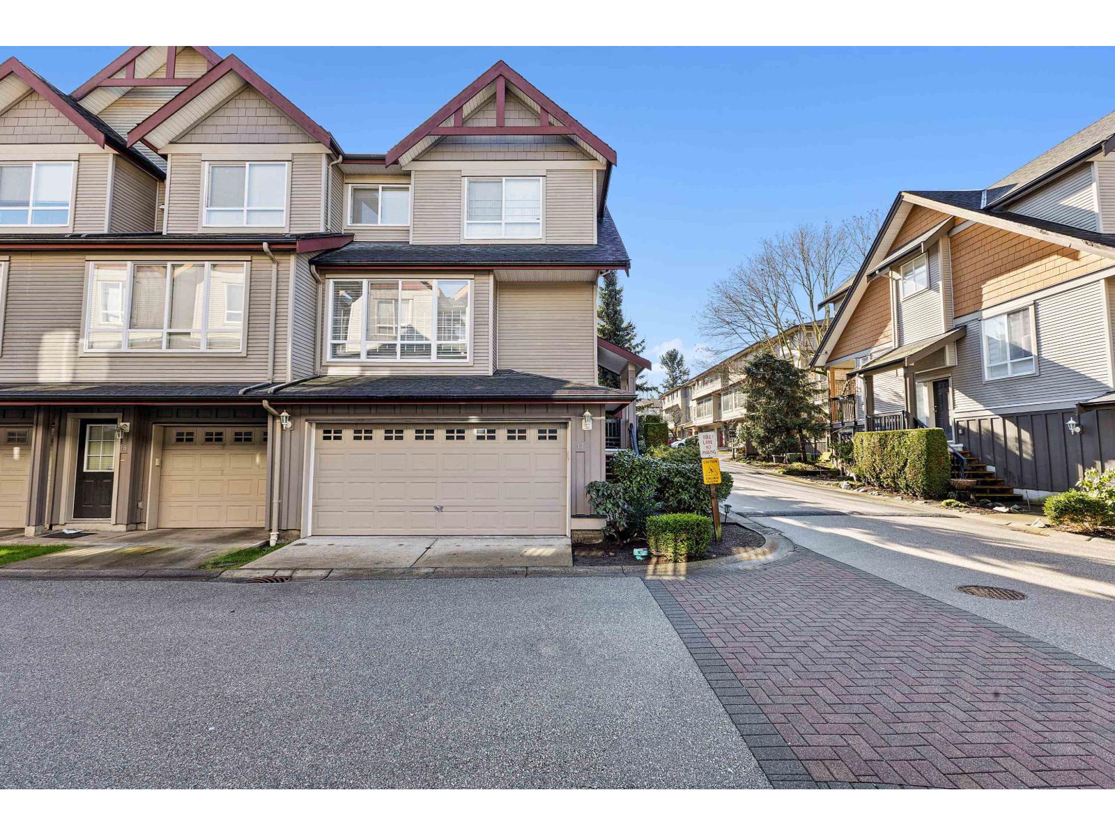 17 16772 61 Avenue, Surrey, British Columbia  V3S 4P2 - Photo 2 - R3088916