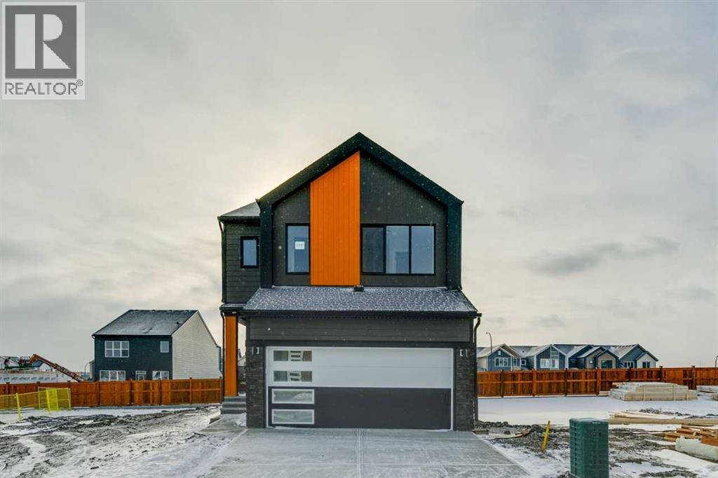 117 Heartwood Lane Se, Calgary, Alberta  T3S 0R4 - Photo 2 - A2271821
