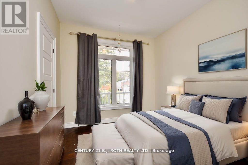 1738 Wingrove Avenue, Innisfil, Ontario  L9S 1S4 - Photo 14 - N12779996