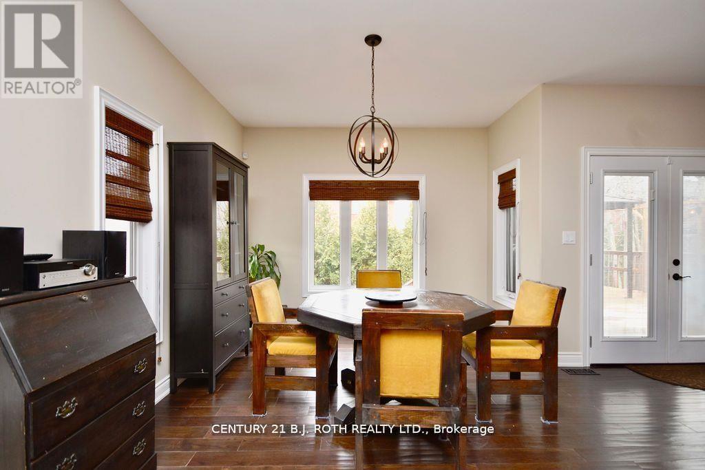 1738 Wingrove Avenue, Innisfil, Ontario  L9S 1S4 - Photo 6 - N12779996