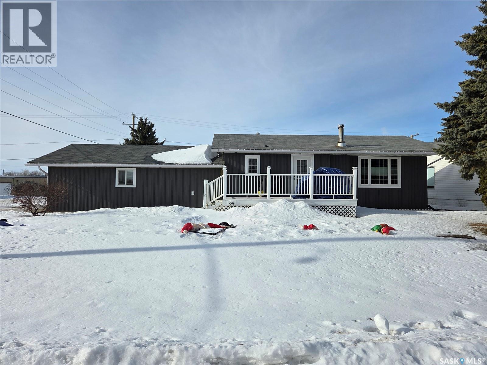 34 Lumsden STREET, manor, Saskatchewan