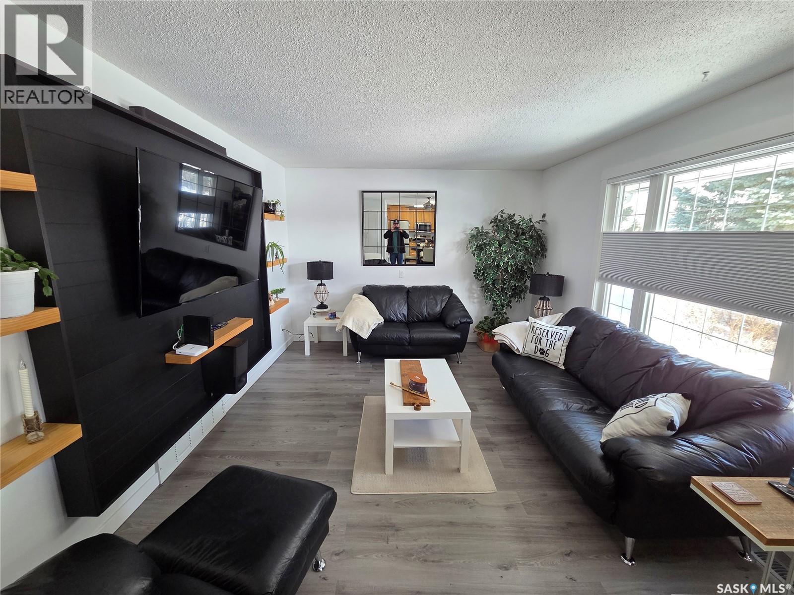 34 Lumsden Street, Manor, Saskatchewan  S0C 1R0 - Photo 25 - SK028306