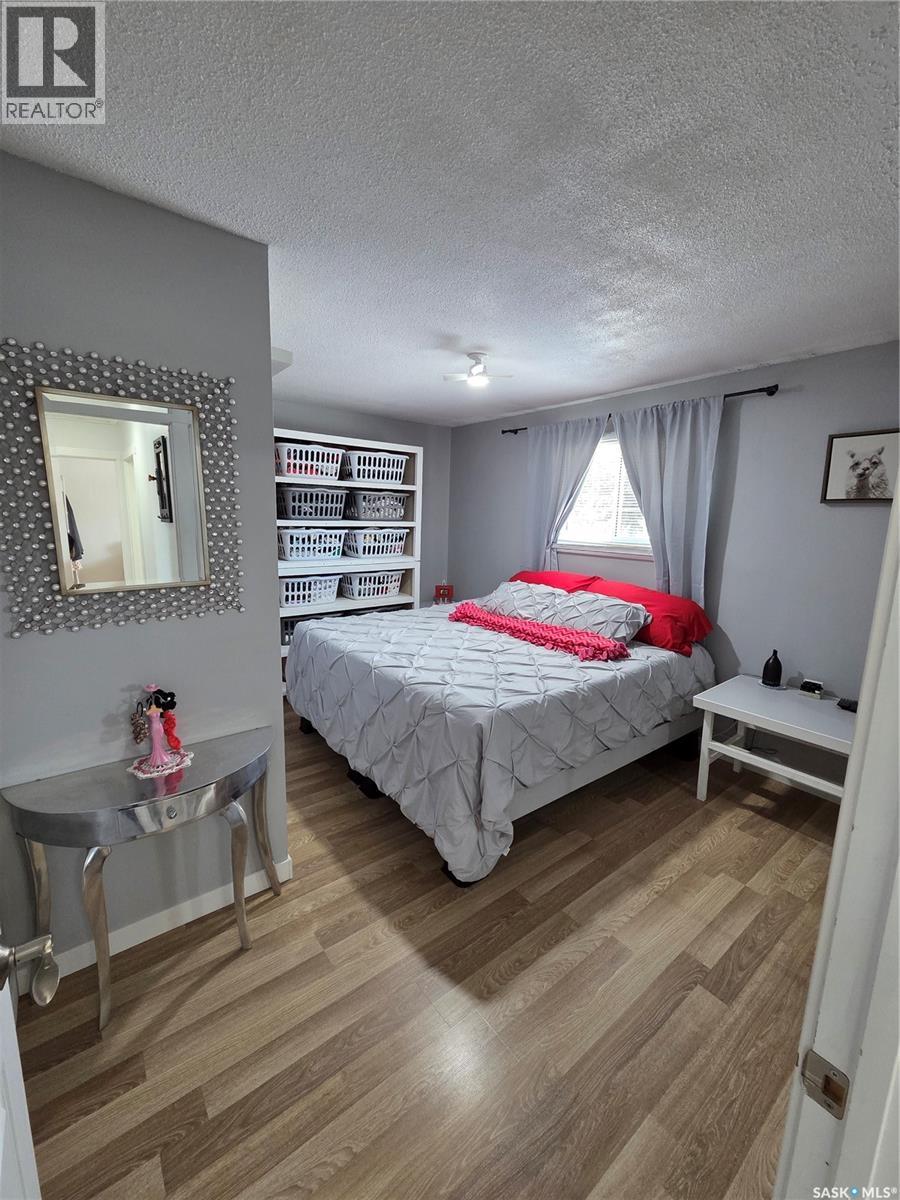 34 Lumsden Street, Manor, Saskatchewan  S0C 1R0 - Photo 30 - SK028306