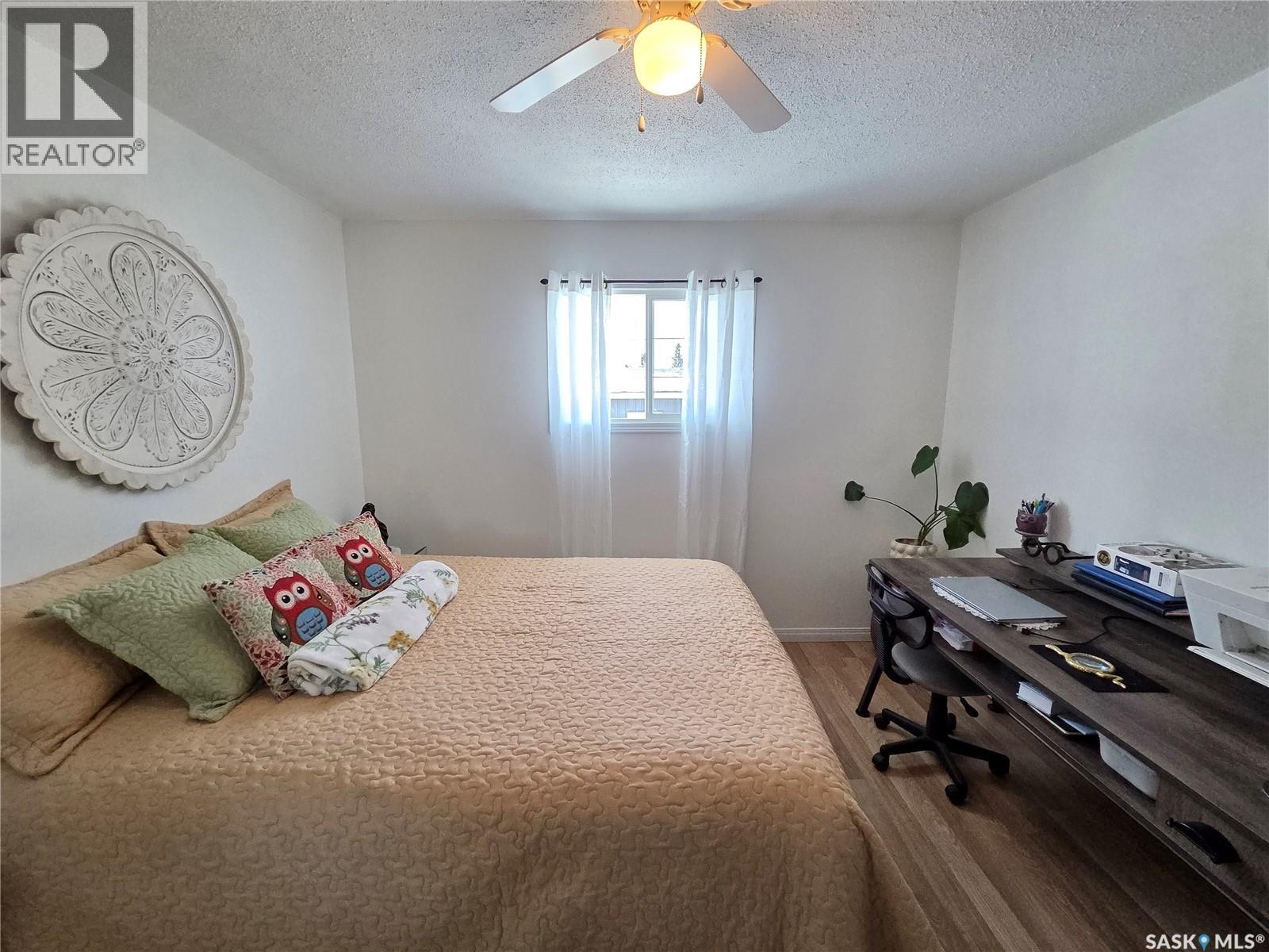 34 Lumsden Street, Manor, Saskatchewan  S0C 1R0 - Photo 36 - SK028306