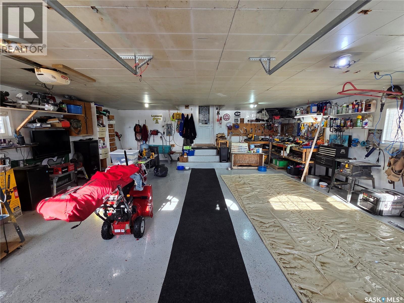 34 Lumsden Street, Manor, Saskatchewan  S0C 1R0 - Photo 8 - SK028306