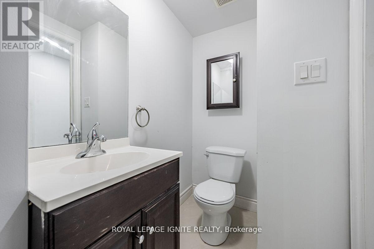 Bsmt - 8 Bunchberry Way, Brampton (Sandringham-Wellington), Ontario  L6R 2E6 - Photo 12 - W12779980