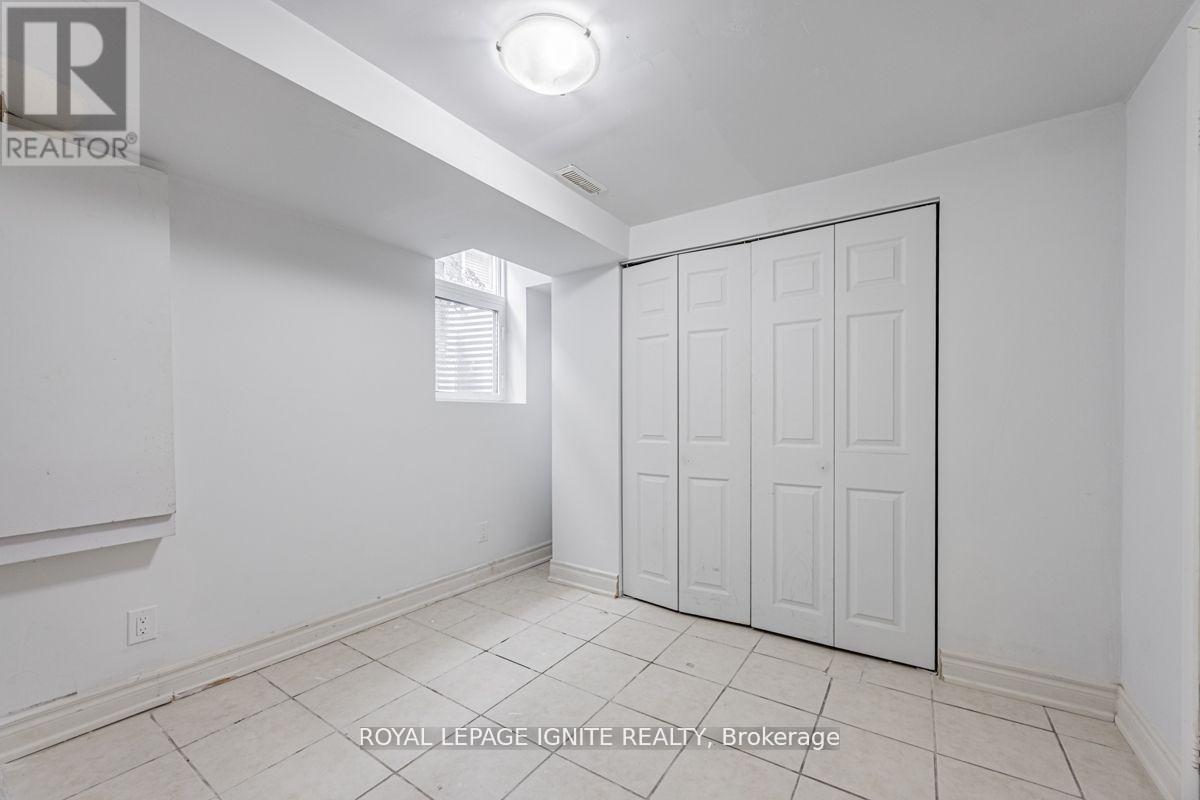 Bsmt - 8 Bunchberry Way, Brampton (Sandringham-Wellington), Ontario  L6R 2E6 - Photo 15 - W12779980