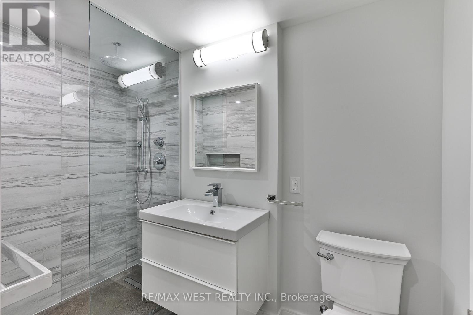 4 - 1745 Keele Street, Toronto, Ontario  M6M 3W9 - Photo 18 - W12779988