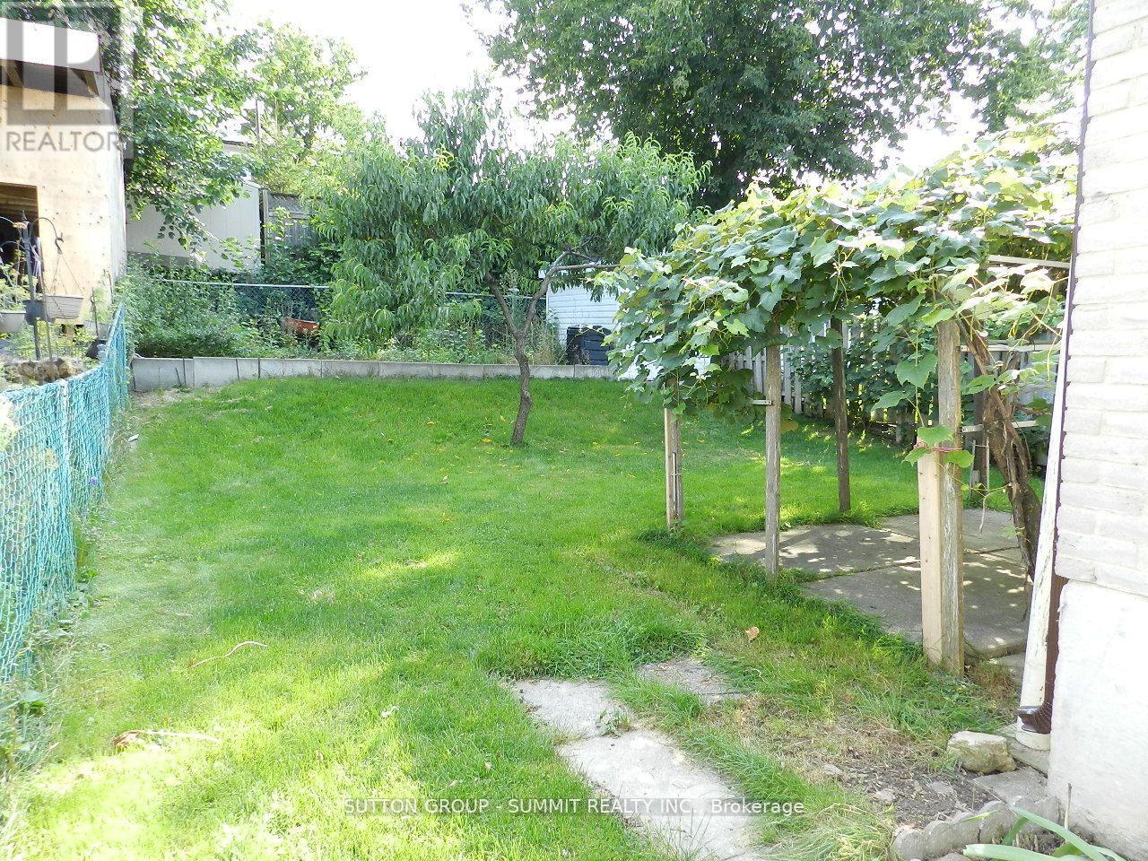 Main - 3117 Corrigan Drive, Mississauga, Ontario  L4Y 3C5 - Photo 5 - W12780012