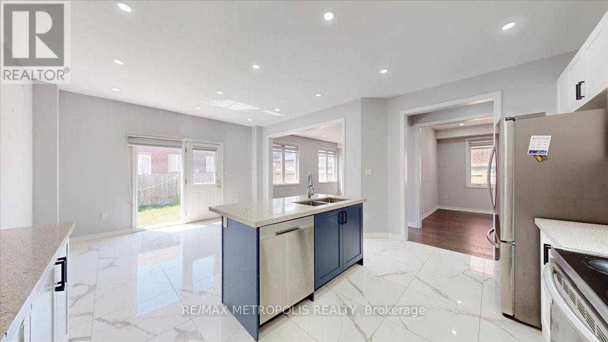 84 Iceland Poppy Trail, Brampton, Ontario  L7A 0C1 - Photo 14 - W12780046