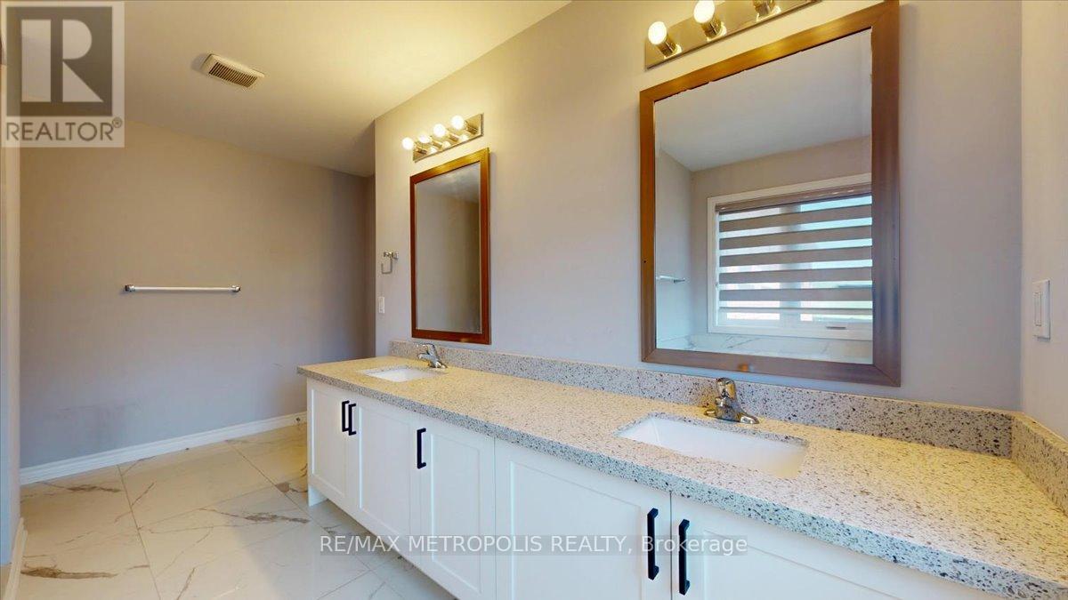 84 Iceland Poppy Trail, Brampton, Ontario  L7A 0C1 - Photo 32 - W12780046