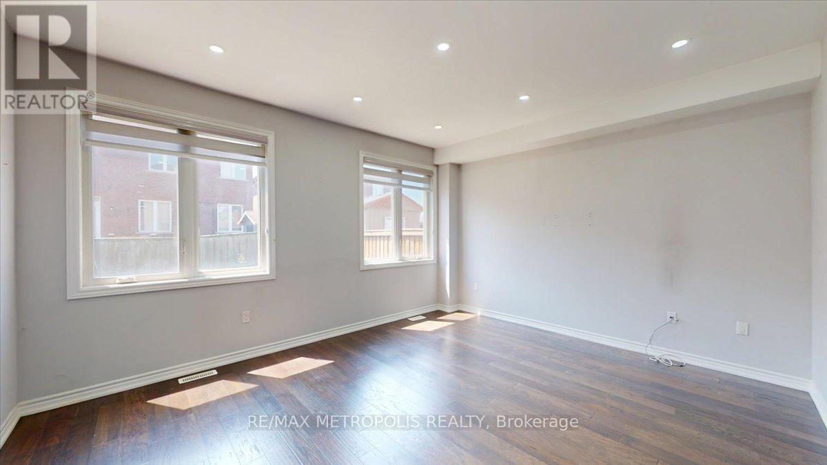 84 Iceland Poppy Trail, Brampton, Ontario  L7A 0C1 - Photo 9 - W12780046