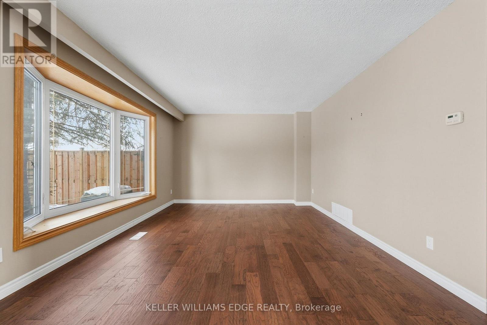 2394 Lyford Lane, Burlington, Ontario  L7P 3Y8 - Photo 18 - W12780070