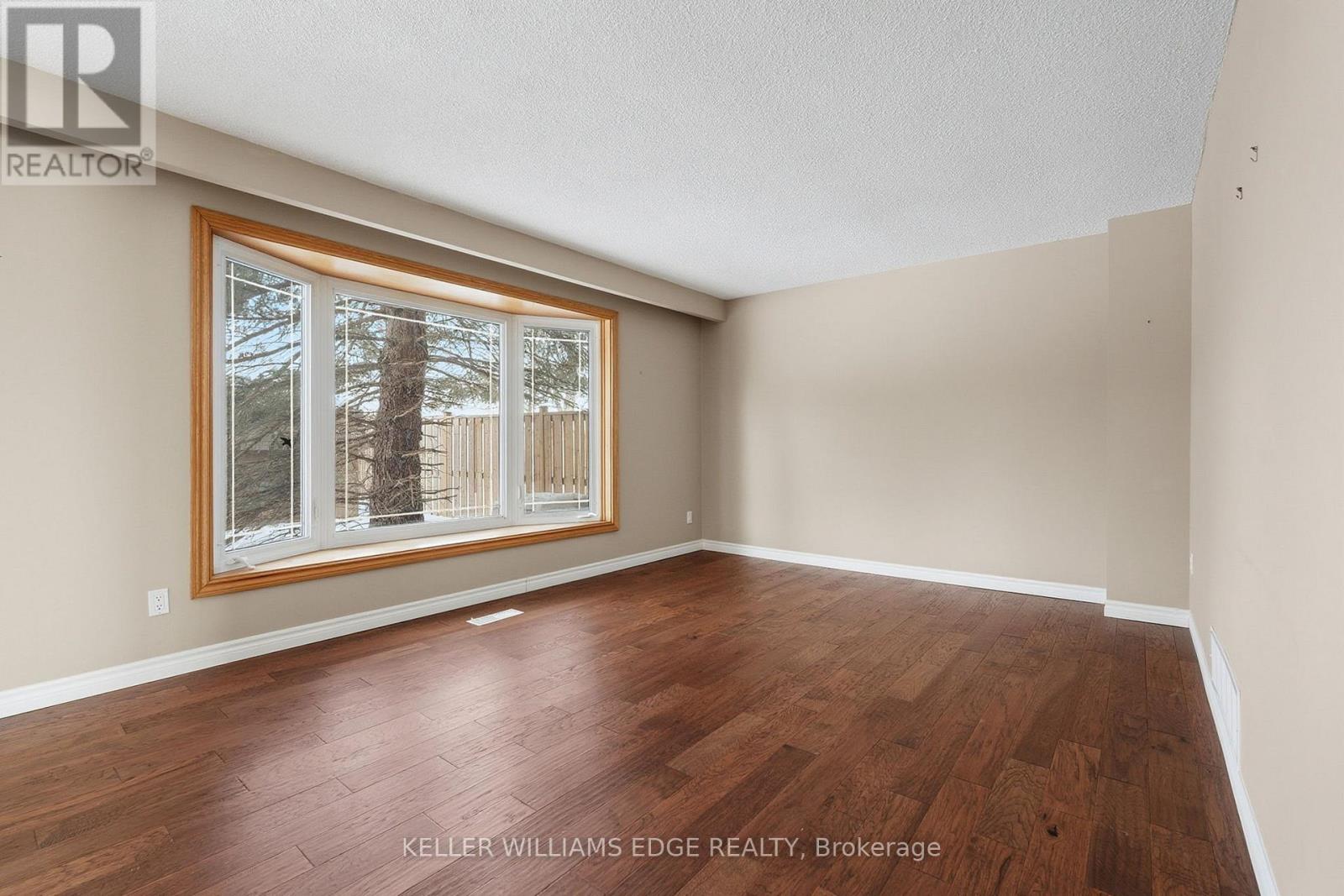 2394 Lyford Lane, Burlington, Ontario  L7P 3Y8 - Photo 21 - W12780070