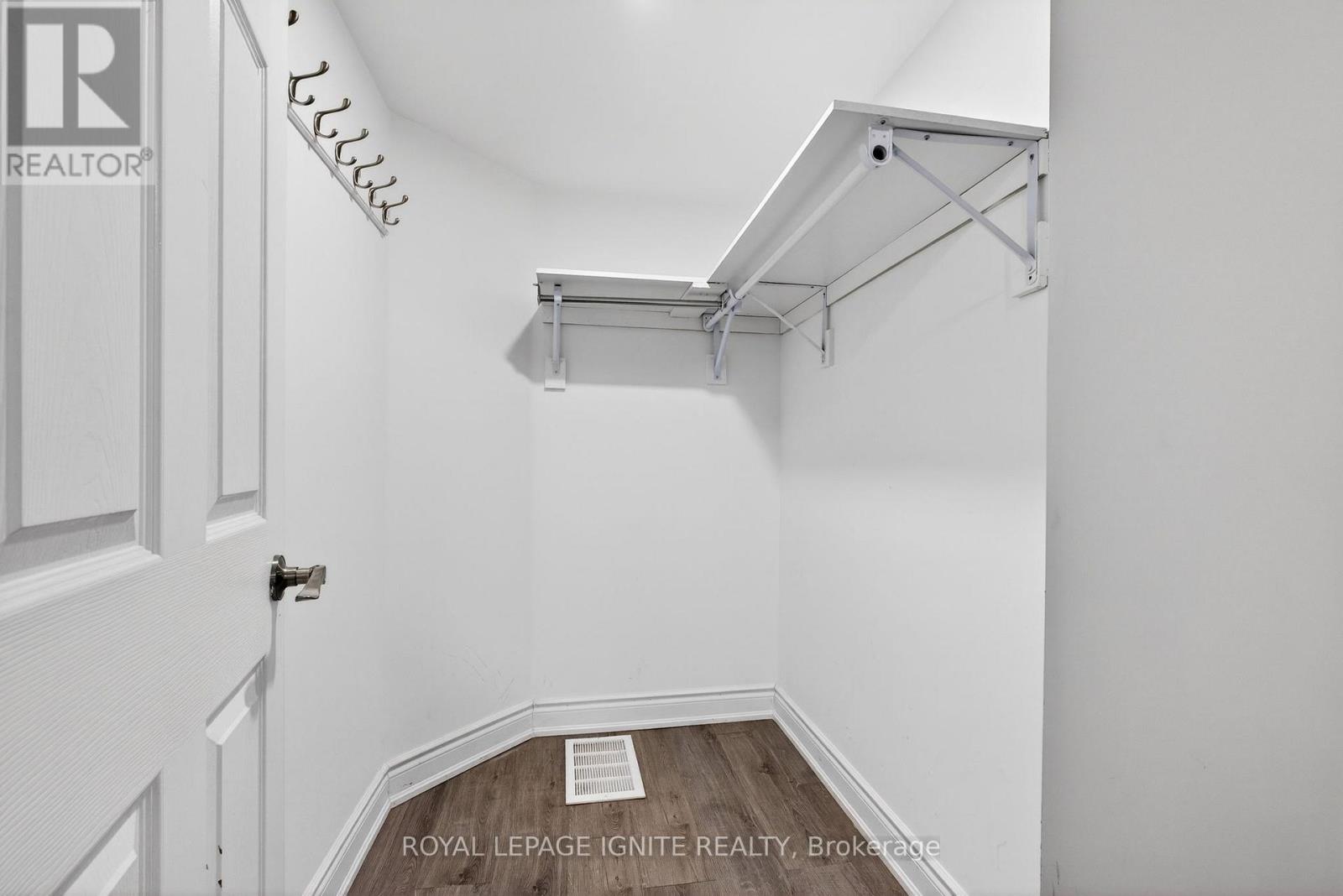 112 Turquoise Crescent, Brampton, Ontario  L6P 2R3 - Photo 38 - W12780074