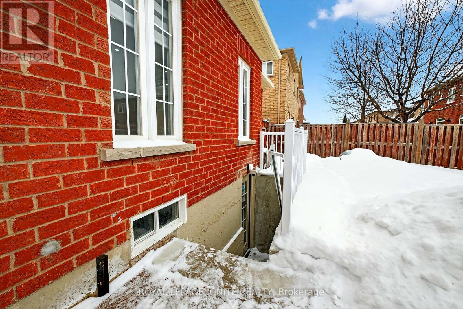 112 Turquoise Crescent, Brampton, Ontario  L6P 2R3 - Photo 47 - W12780074