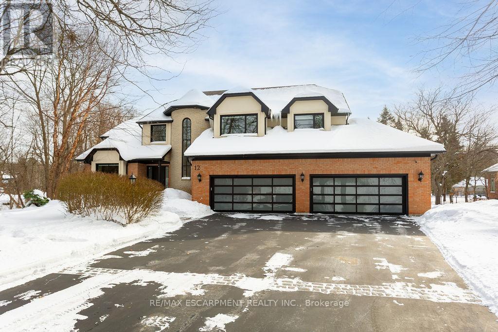 12 BLACKBERRY PLACE, Hamilton, Ontario