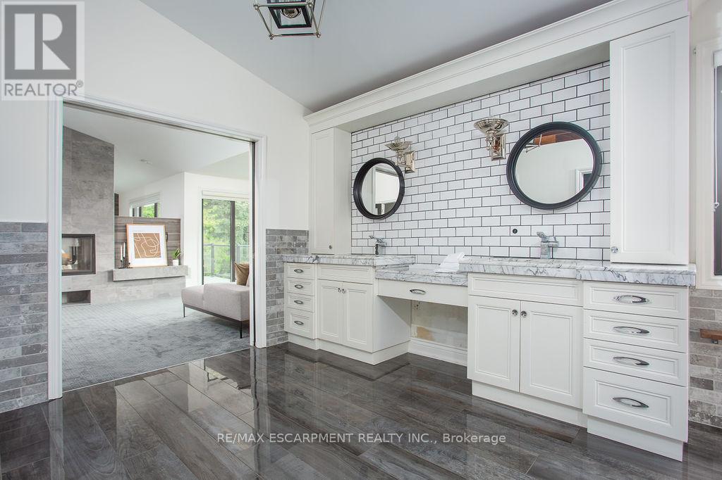 12 Blackberry Place, Hamilton, Ontario  L0R 1H2 - Photo 28 - X12780032