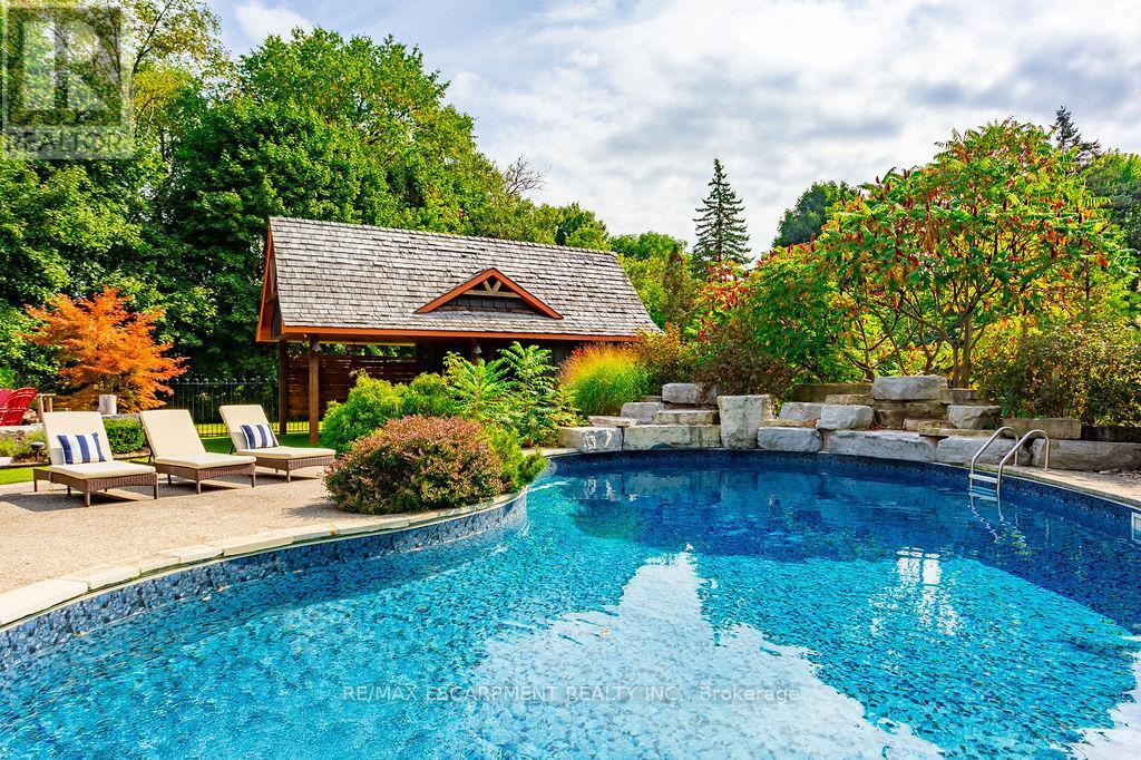 12 Blackberry Place, Hamilton, Ontario  L0R 1H2 - Photo 39 - X12780032