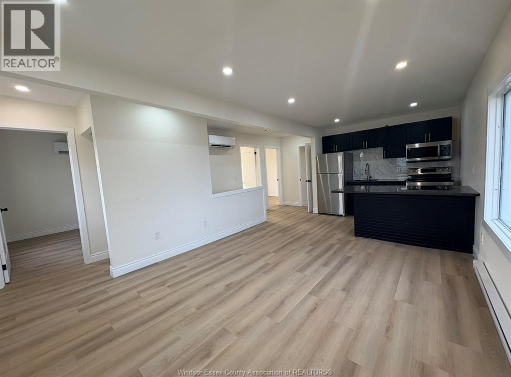 191 Marentette Unit# 2, Windsor, Ontario  N9A 1Y3 - Photo 2 - 26002997