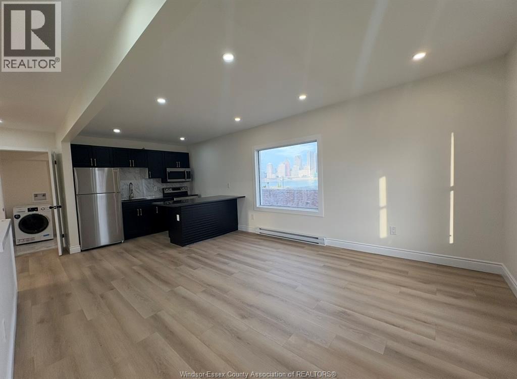 191 Marentette Unit# 2, Windsor, Ontario  N9A 1Y3 - Photo 1 - 26002997