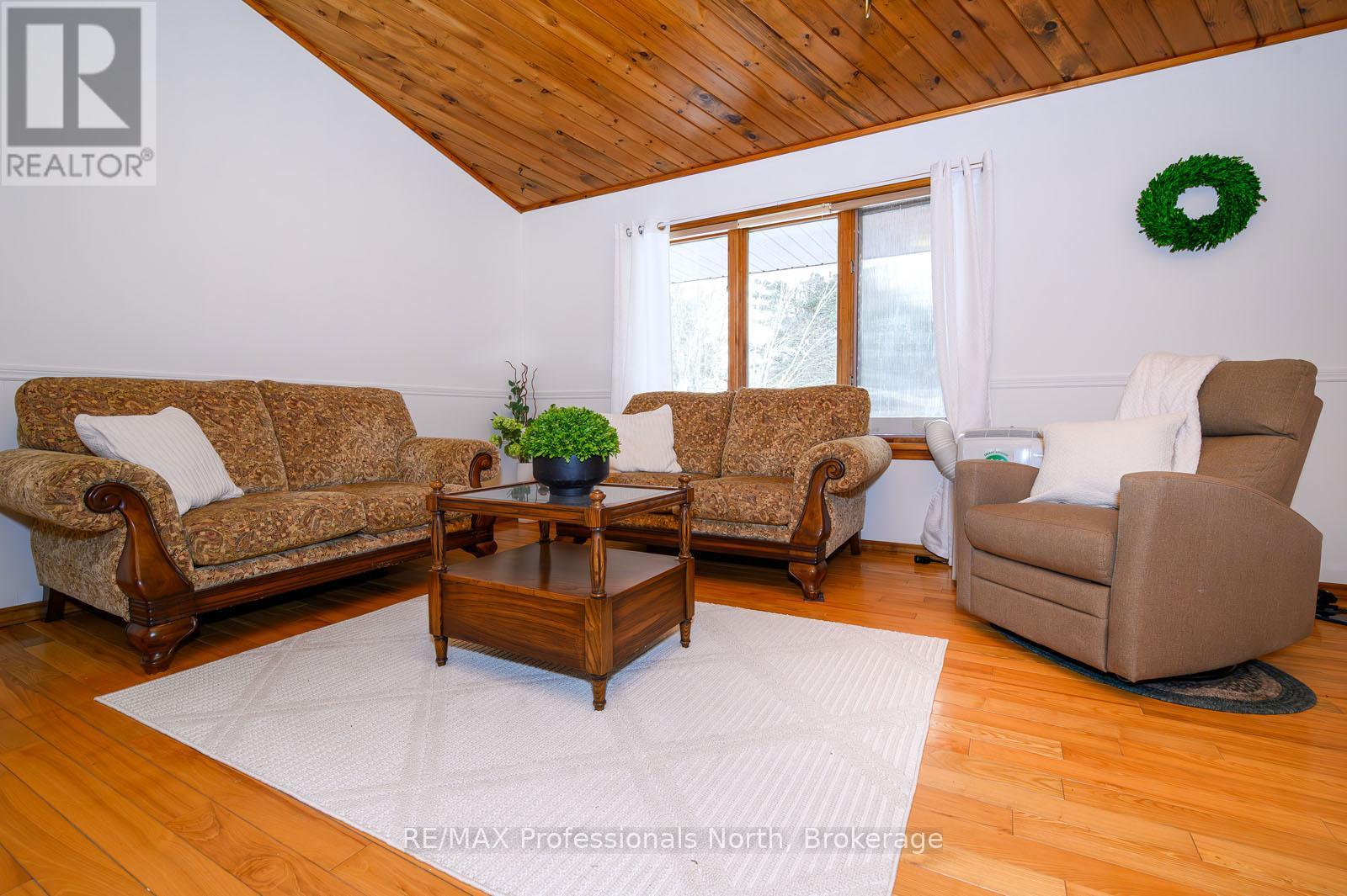 66 Rain Lake Road, Kearney, Ontario  P0A 1M0 - Photo 11 - X12780154