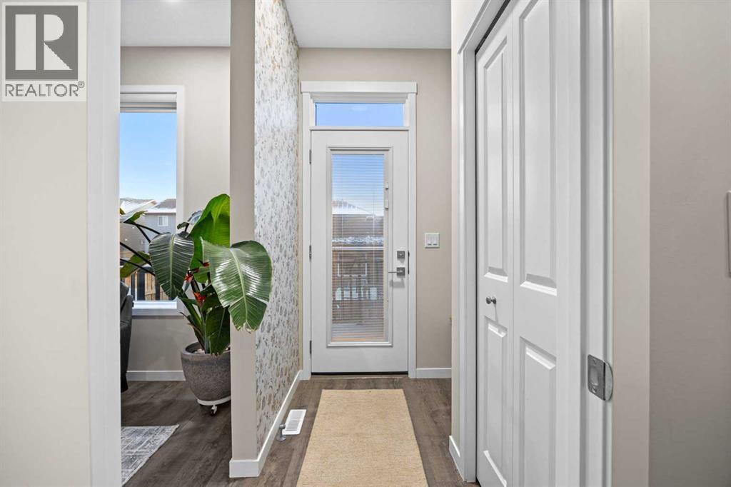 80 Wolf Gate, Okotoks, Alberta  T1S 5T9 - Photo 18 - A2272064