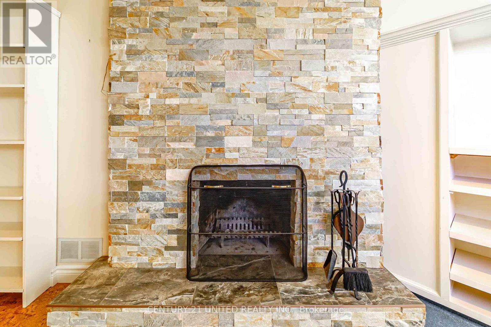 43 Crestwood Avenue, Peterborough (Monaghan Ward 2), Ontario  K9J 1N1 - Photo 24 - X12780156