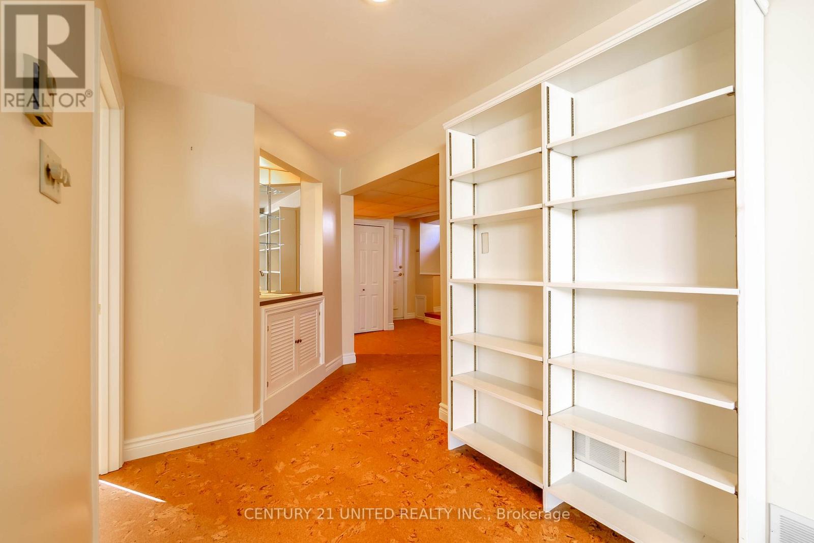 43 Crestwood Avenue, Peterborough (Monaghan Ward 2), Ontario  K9J 1N1 - Photo 25 - X12780156