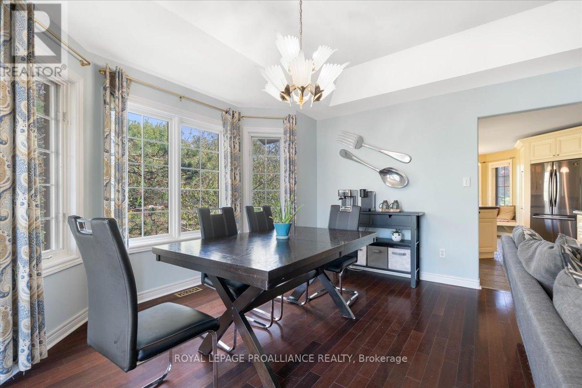 685 County Road 28, Prince Edward County (Ameliasburg Ward), Ontario  K8N 4Z7 - Photo 10 - X12780236