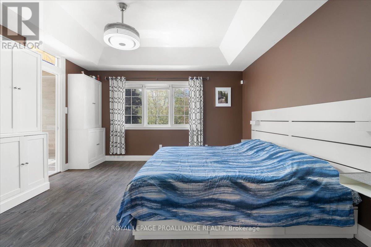 685 County Road 28, Prince Edward County (Ameliasburg Ward), Ontario  K8N 4Z7 - Photo 24 - X12780236