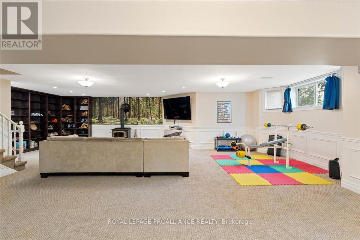 685 County Road 28, Prince Edward County (Ameliasburg Ward), Ontario  K8N 4Z7 - Photo 30 - X12780236