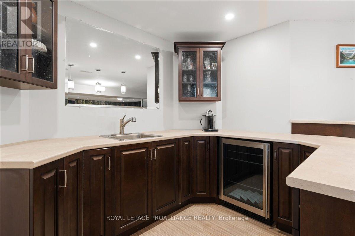 685 County Road 28, Prince Edward County (Ameliasburg Ward), Ontario  K8N 4Z7 - Photo 32 - X12780236