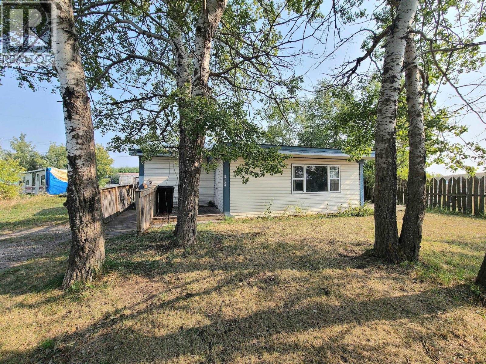 10855 102 Street, Taylor, British Columbia  V0C 2K0 - Photo 26 - R3088498