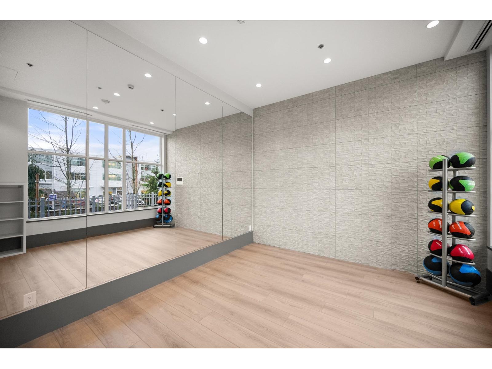 1802 8551 201 Street, Langley, British Columbia  V2Y 3Y5 - Photo 22 - R3088350