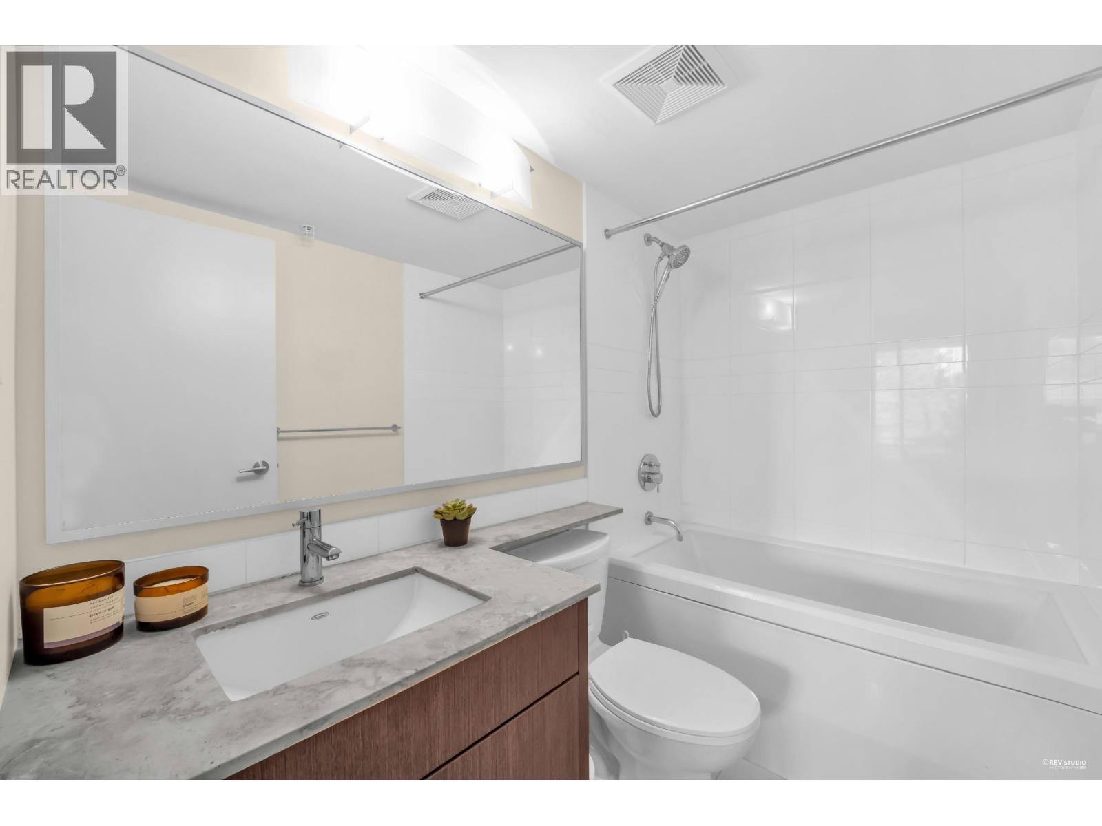 Listing Picture 25 of 35 : 207 9868 CAMERON STREET, Burnaby / 本拿比 - 魯藝地產 Yvonne Lu Group - MLS Medallion Club Member