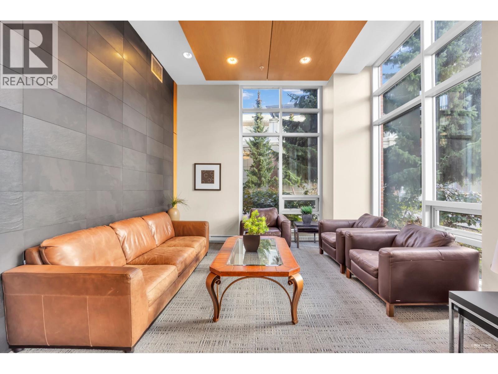 Listing Picture 4 of 35 : 207 9868 CAMERON STREET, Burnaby / 本拿比 - 魯藝地產 Yvonne Lu Group - MLS Medallion Club Member