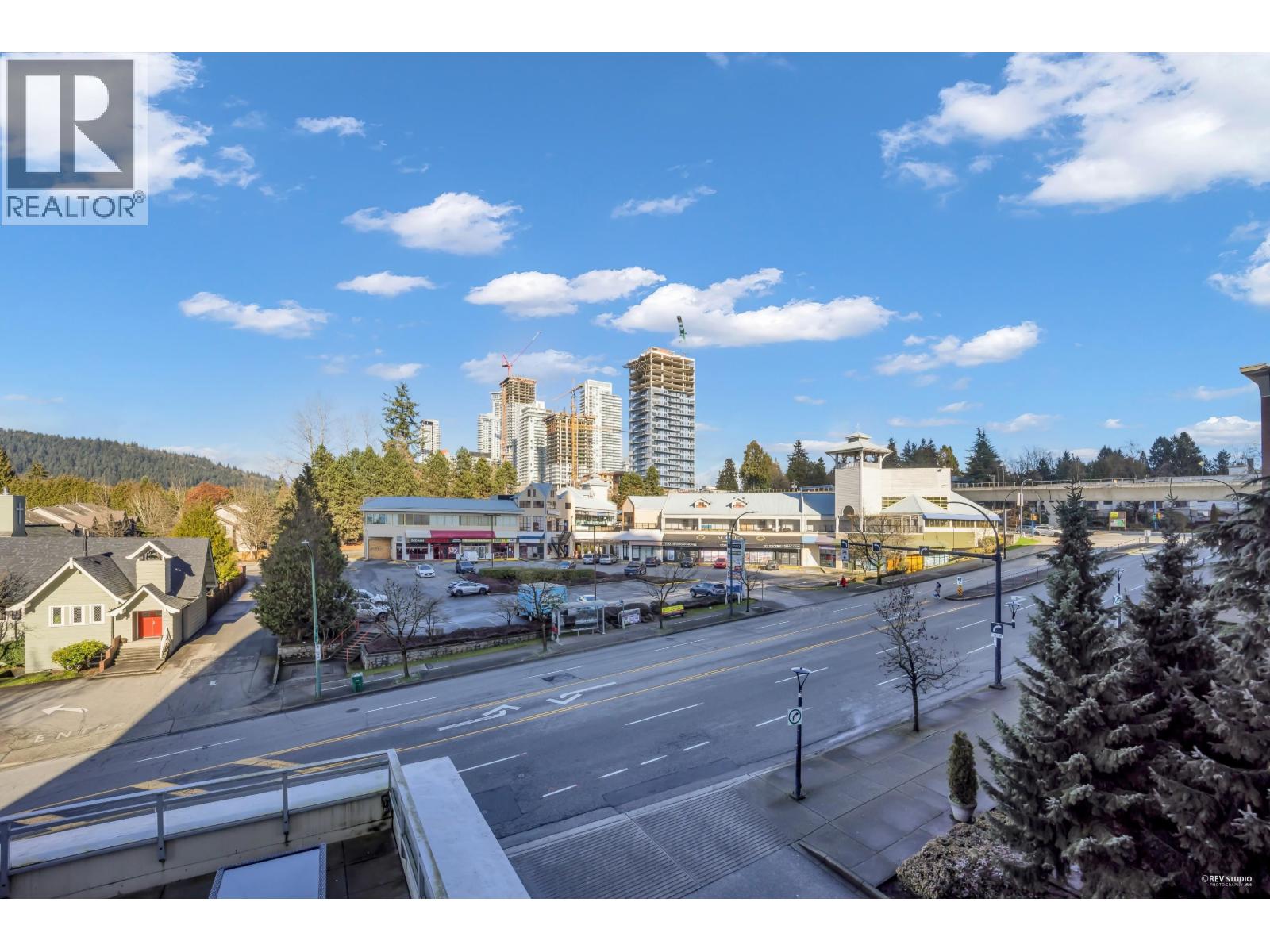 Listing Picture 29 of 35 : 207 9868 CAMERON STREET, Burnaby / 本拿比 - 魯藝地產 Yvonne Lu Group - MLS Medallion Club Member