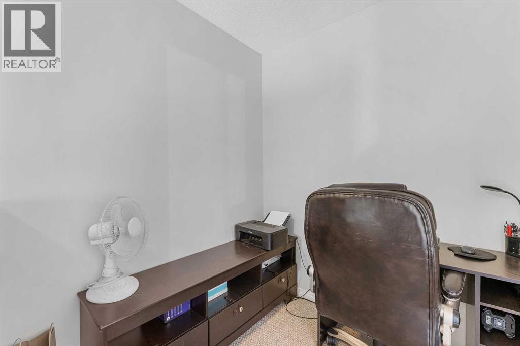 3305 New Brighton Gardens Se, Calgary, Alberta  T2Z 0A2 - Photo 16 - A2285675