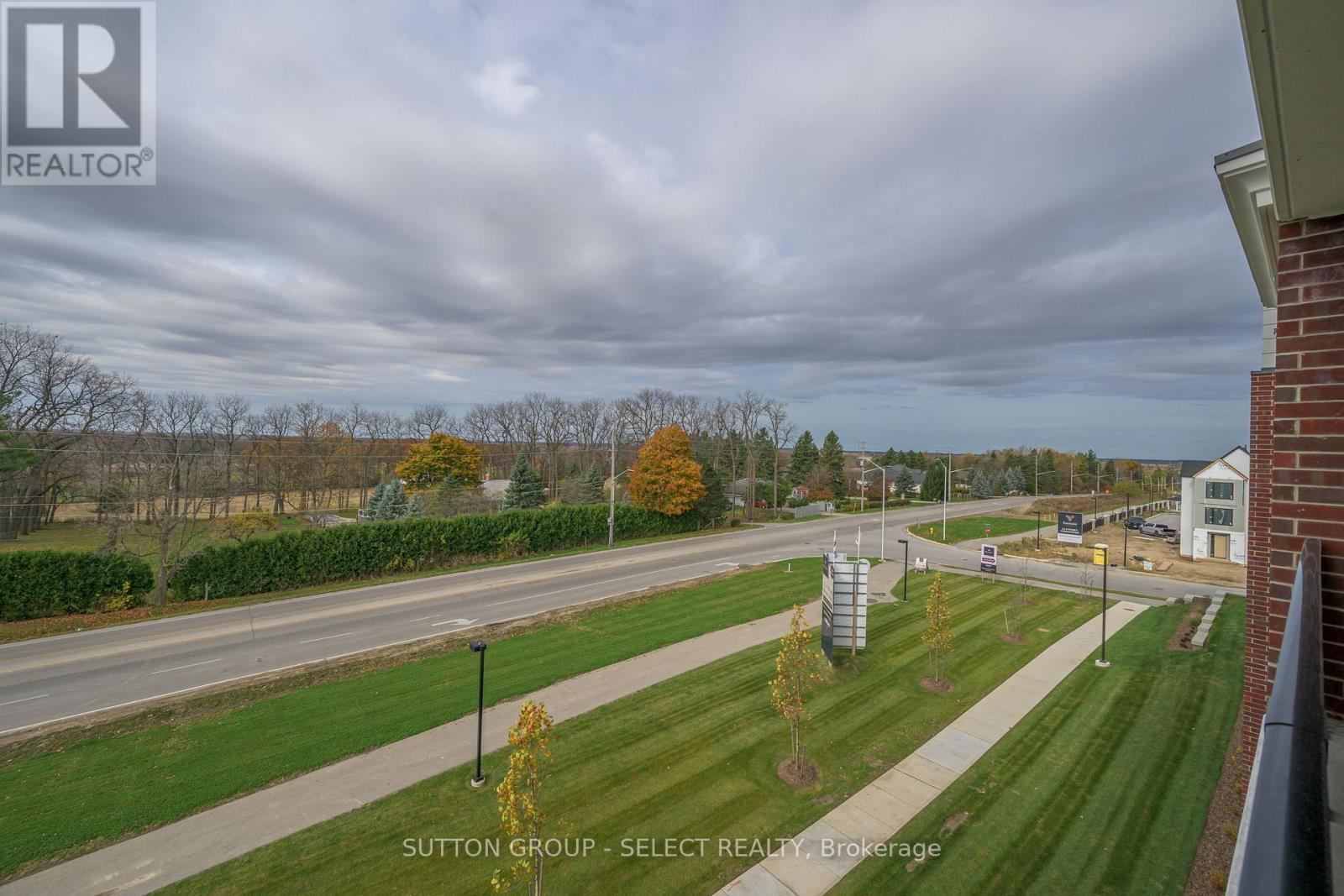 307 - 1975 Fountain Grass Drive, London South, Ontario  N6K 0M3 - Photo 8 - X12780128