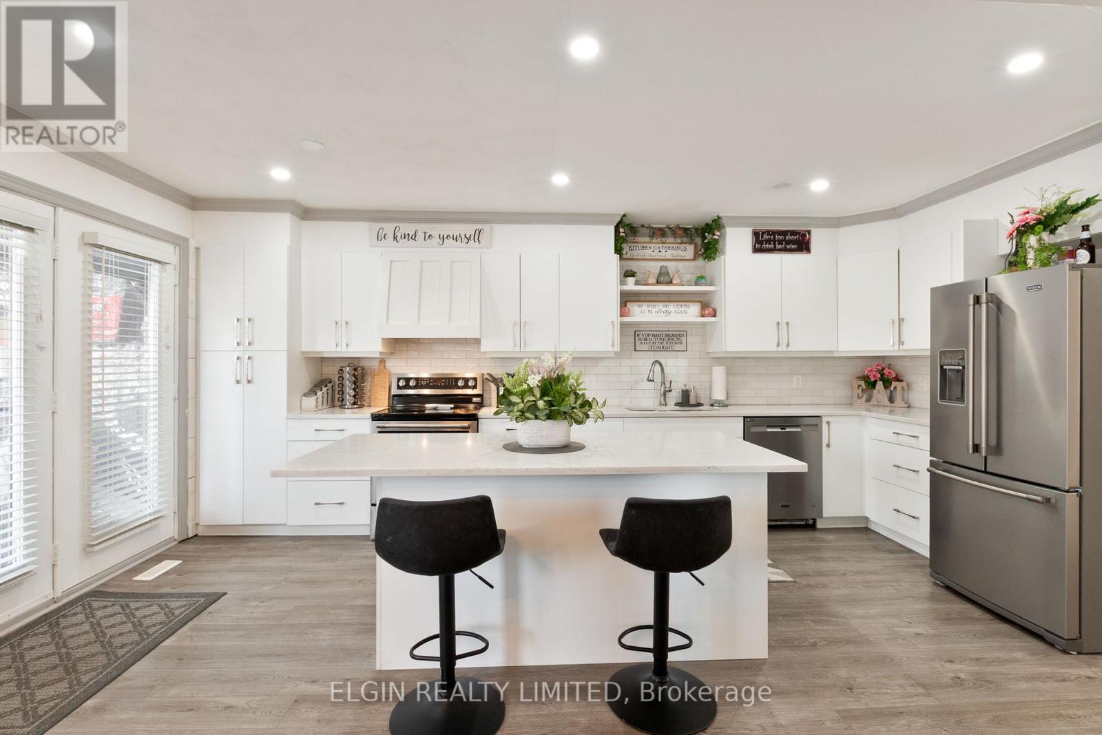 25 Brock Street, St. Thomas, Ontario  N5P 2B3 - Photo 12 - X12780132